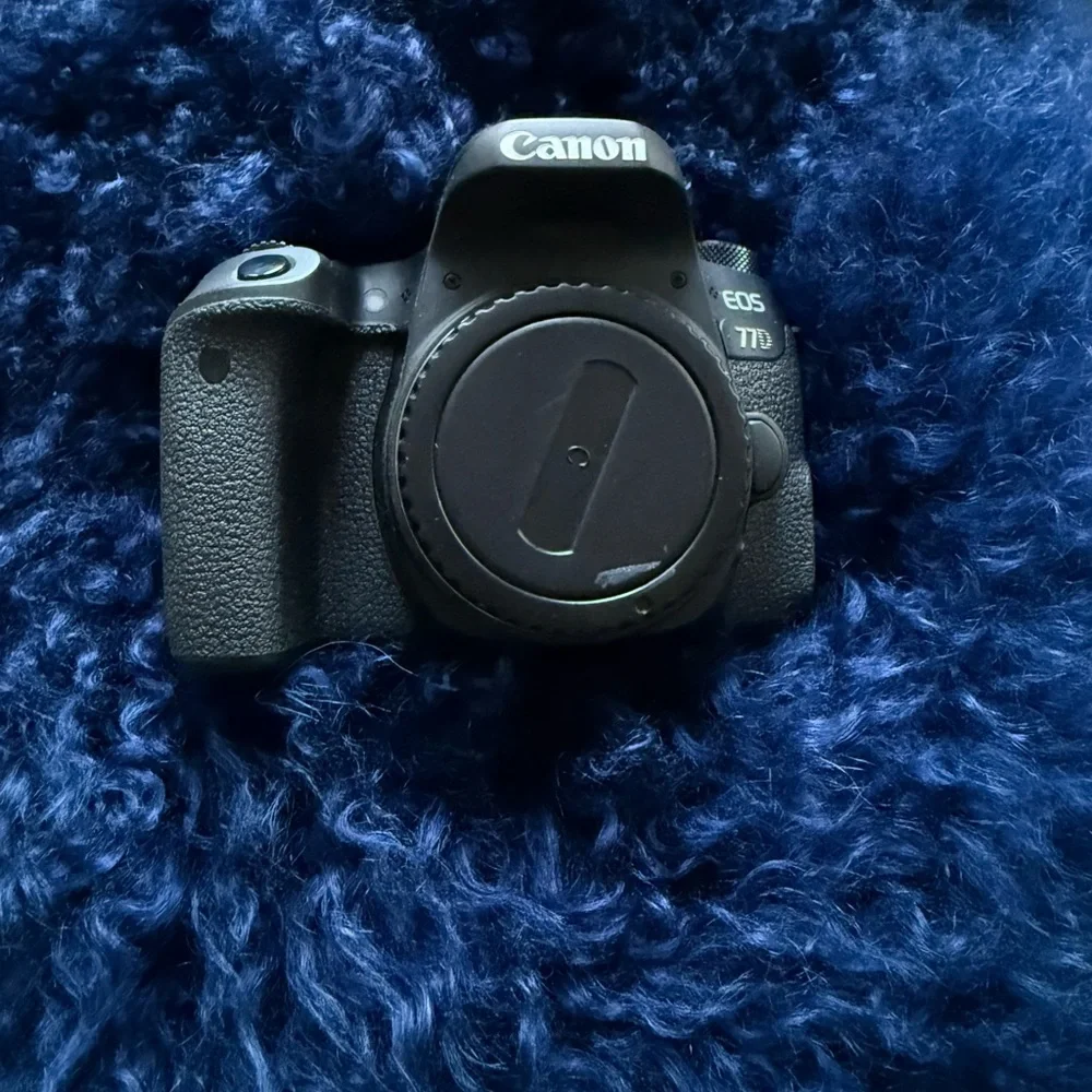 Canon EOS 77D Digital SLR Camera Body - Black